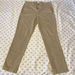 Gap Essential Khaki